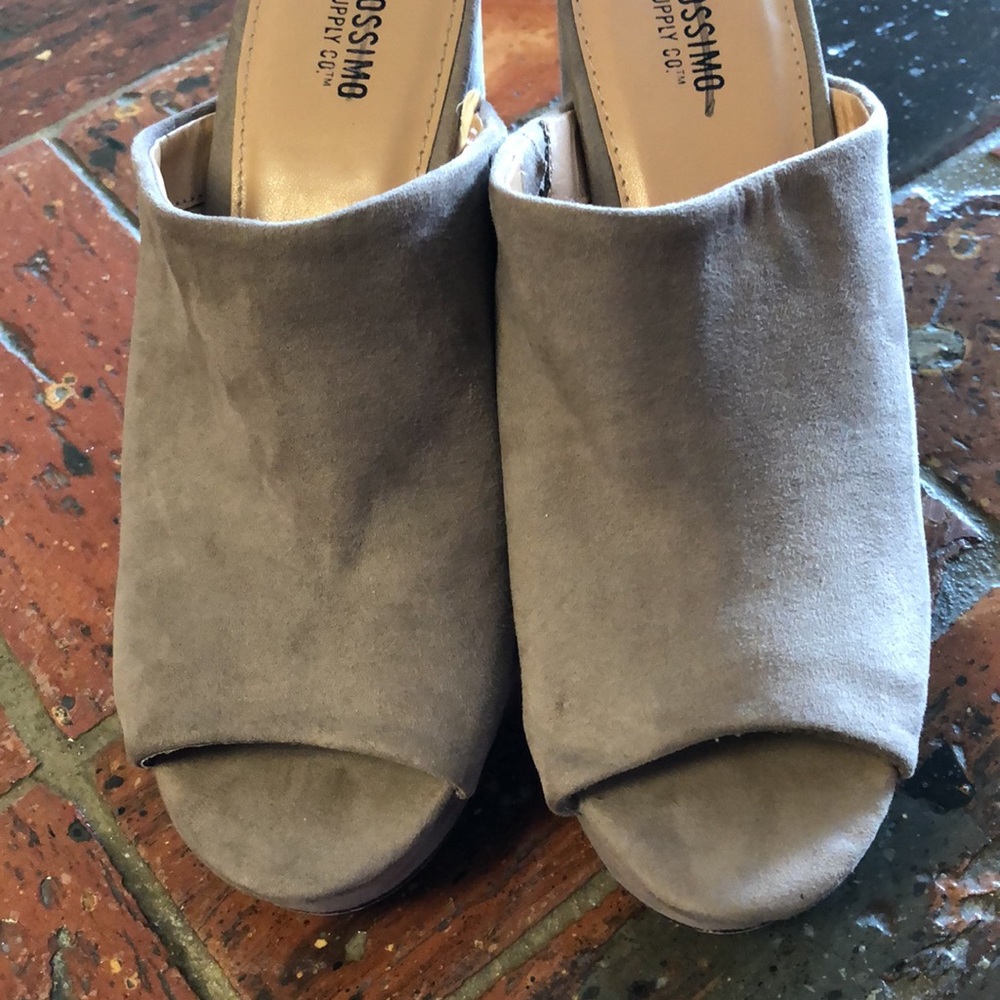 Mossimo Supply Co. Tan Mules - Picture 7 of 8